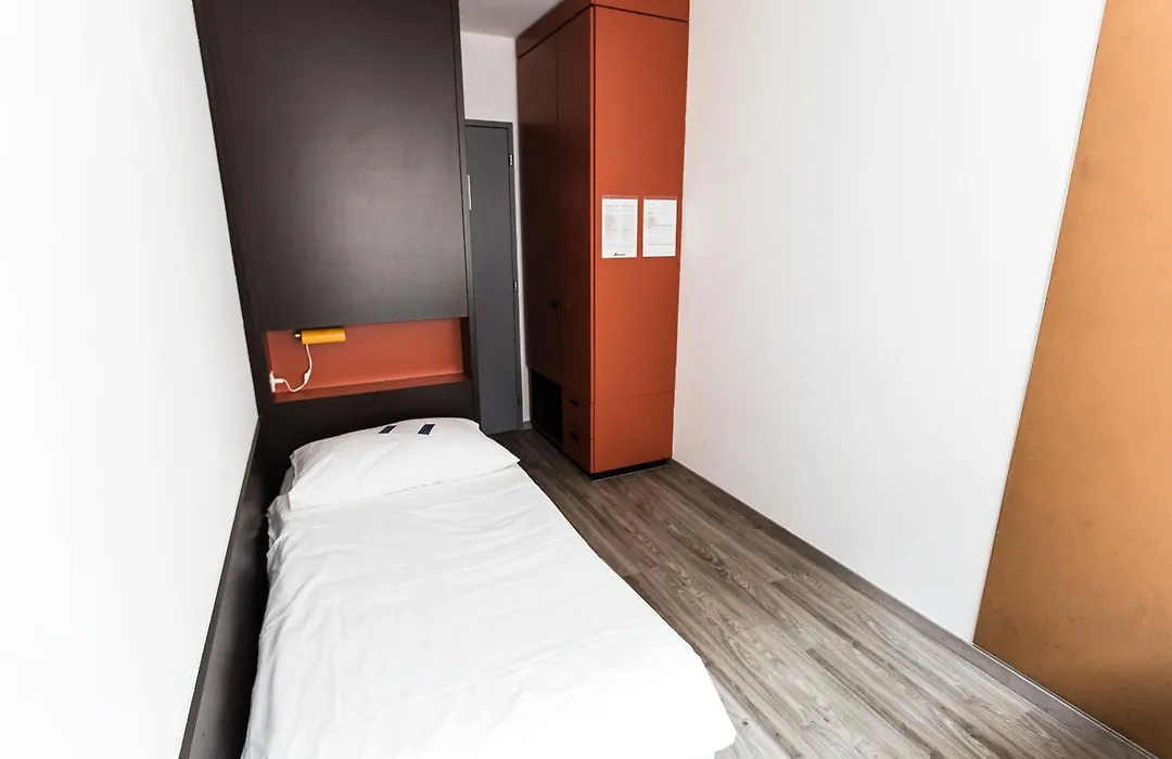 City Hostel Geneva-1