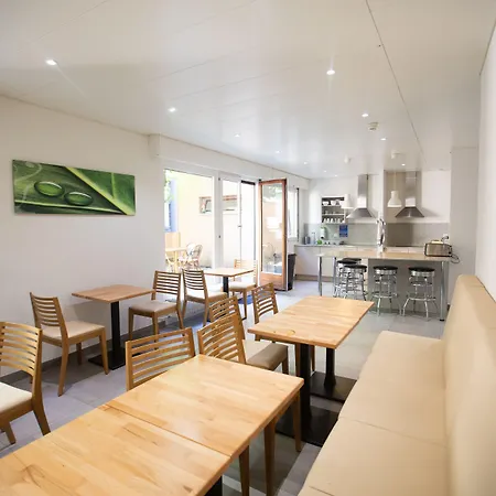 City Hostel Geneva-2